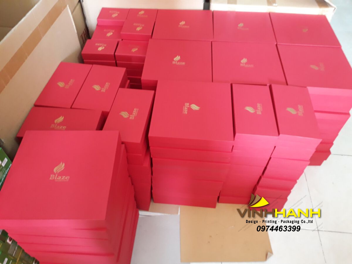 Hộp đựng ví - bóp - thắt lưng - dây nịt 41 2Q==