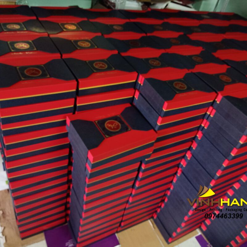 hop-dung-saffron-thuong-hieu-an-an-wellness